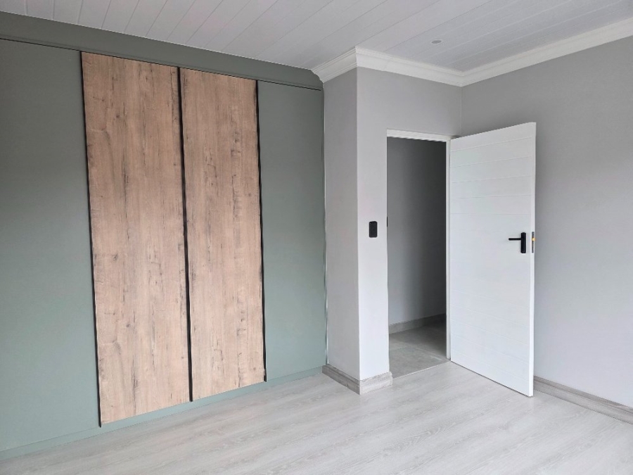 3 Bedroom Property for Sale in Dana Bay Western Cape